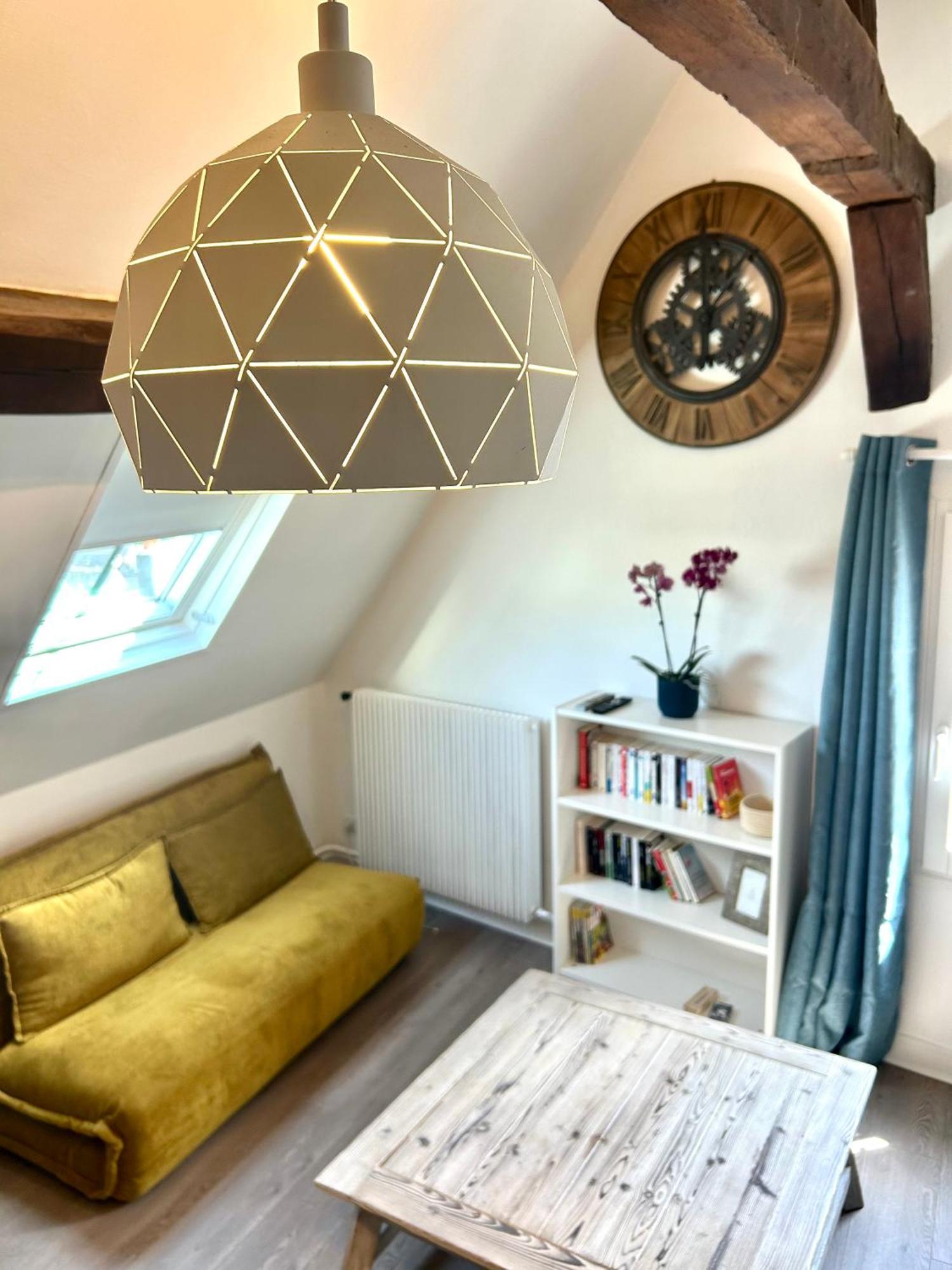 L Ecuyer Appartement Au Coeur Du Quartier Historique Chartres Zewnętrze zdjęcie