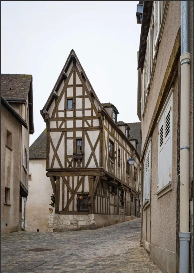 L Ecuyer Appartement Au Coeur Du Quartier Historique Chartres Zewnętrze zdjęcie